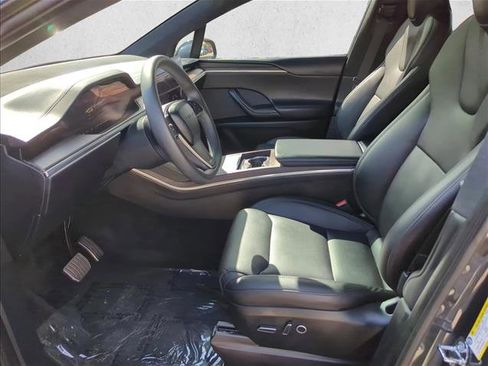 Used 2024 Tesla Model X AWD/4WD image 9
