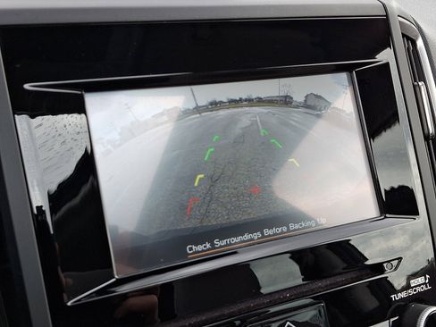 Used 2023 Subaru Forester Premium image 24