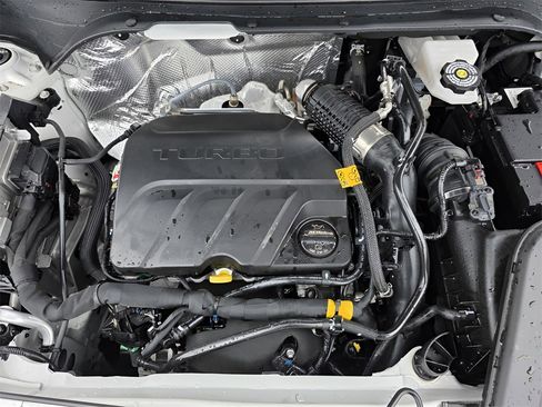 Used 2024 Buick Envista Avenir image 10