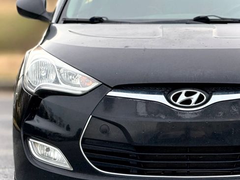Used 2014 Hyundai Veloster w/ Style Package 02 image 11