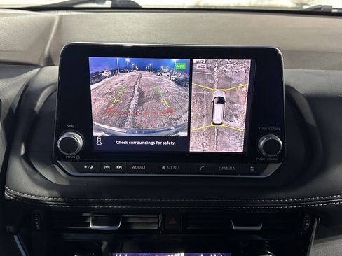 Used 2021 Nissan Rogue SV image 32