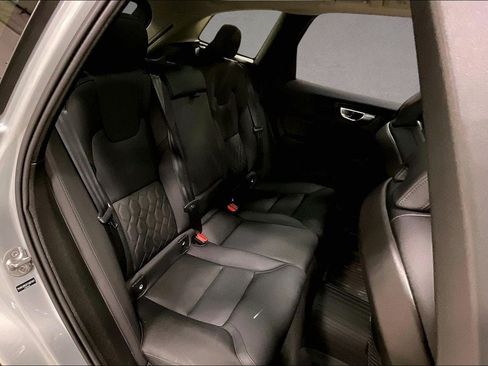 Certified 2026 Volvo XC60 B5 Plus w/ Climate Package AWD/4WD image 25