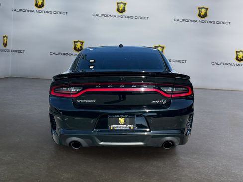 Used 2022 Dodge Charger SRT Hellcat w/ Harman/Kardon Audio Group RWD image 4