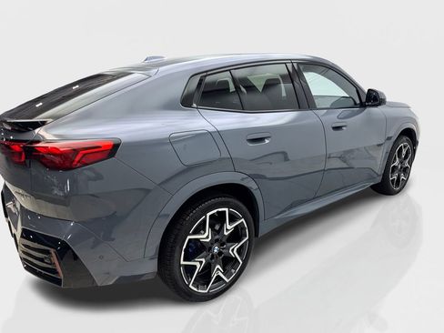 Used 2026 BMW X2 xDrive28i w/ Technology Package AWD/4WD image 12