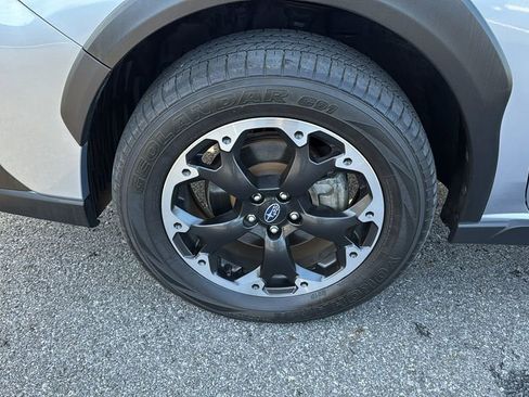 Used 2023 Subaru Crosstrek 2.0i image 10