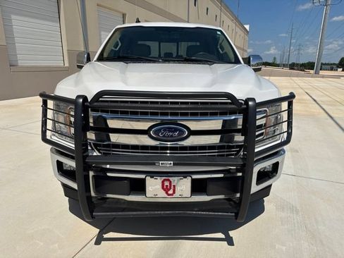 Used 2019 Ford F150 Lariat AWD/4WD image 2