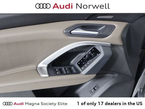 Used 2025 Audi Q5 Premium Plus AWD/4WD image 21