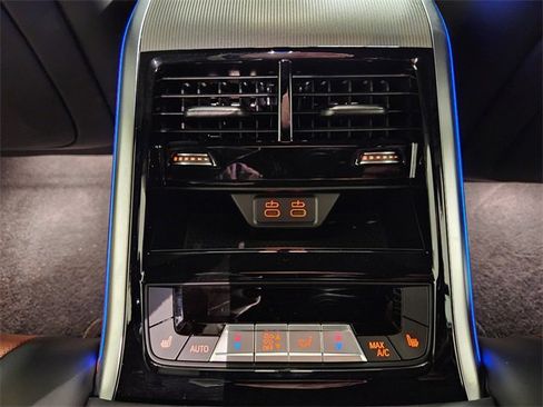 Used 2025 BMW 840i w/ M Sport Professional Package image 30