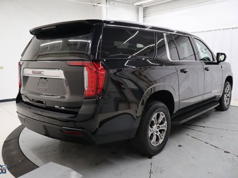 Used 2022 GMC Yukon XL SLE w/ Max Trailering Package image 2