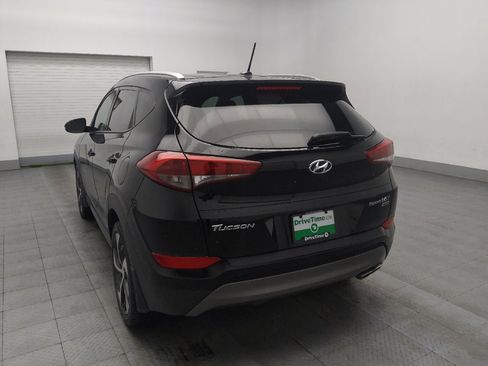 Used 2016 Hyundai Tucson Sport image 5