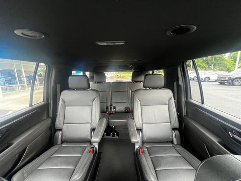 Used 2026 Chevrolet Suburban LT w/ Comfort Package AWD/4WD image 22