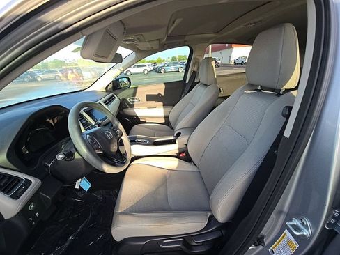 Used 2021 Honda HR-V EX image 3