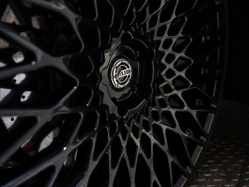 Used 2023 Lamborghini Urus Performante image 9