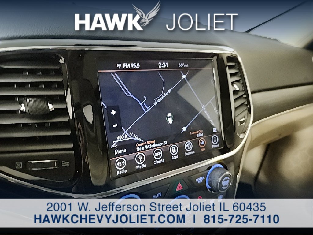 Used 2019 Jeep Grand Cherokee Limited w/ Luxury Group II AWD/4WD image 18
