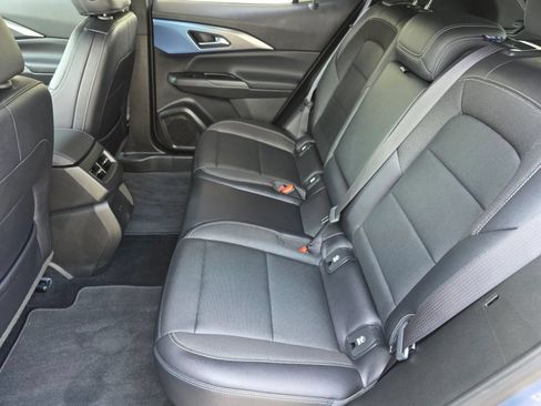 Used 2025 Chevrolet Equinox EV LT w/ LPO, Blackout Package FWD image 35