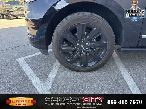 Used 2024 Lincoln Navigator L Reserve image 31