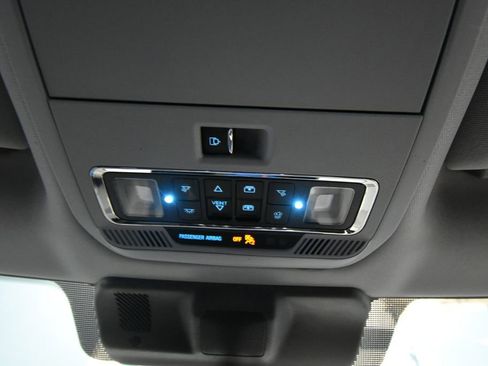 Used 2022 Ford F150 Lariat w/ Equipment Group 502A High image 24