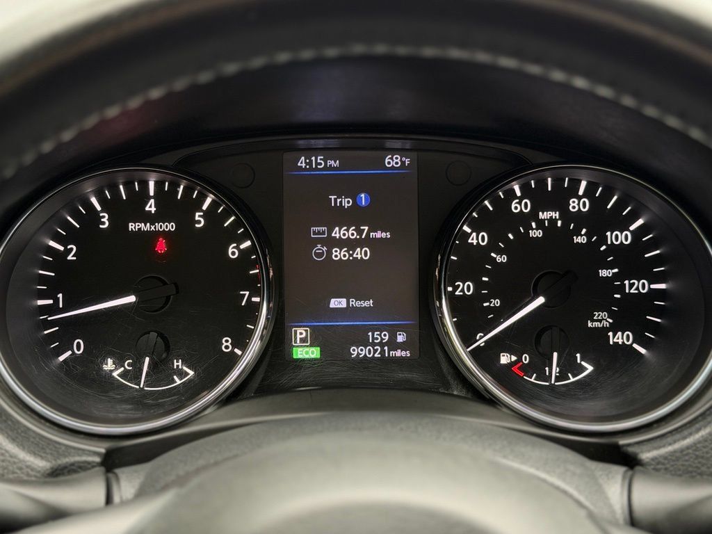 Used 2018 Nissan Rogue SV AWD/4WD image 12