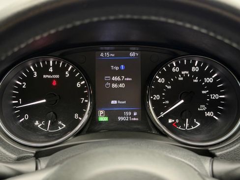 Used 2018 Nissan Rogue SV AWD/4WD image 12