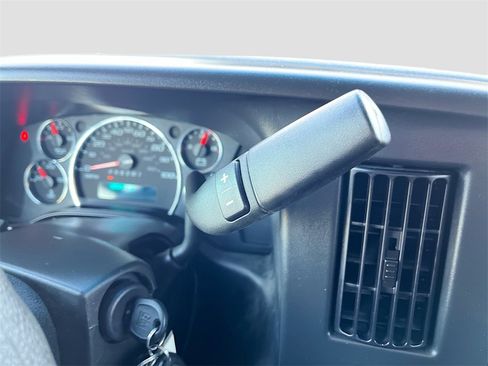 Used 2024 GMC Savana 2500 Work Van w/ Driver Convenience Package image 16