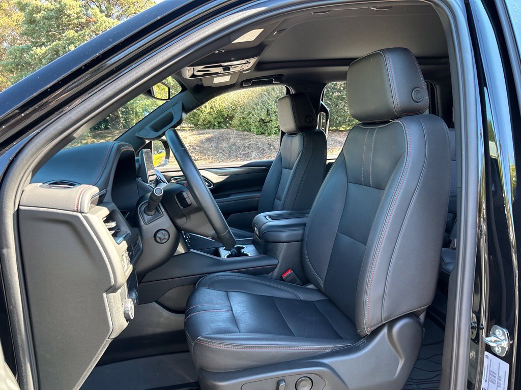 Used 2023 Chevrolet Tahoe RST w/ Luxury Package RWD image 40