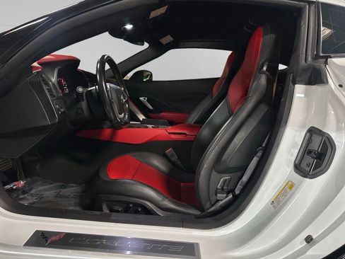 Used 2016 Chevrolet Corvette Z06 w/ 2LZ Preferred Equipment Group RWD image 29