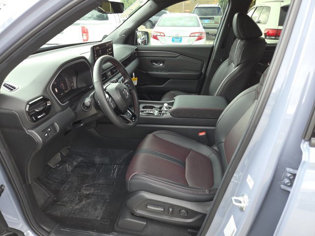 New 2026 Honda Pilot Black Edition image 7