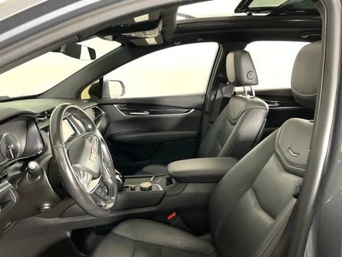 Used 2020 Cadillac XT5 Premium Luxury FWD image 29