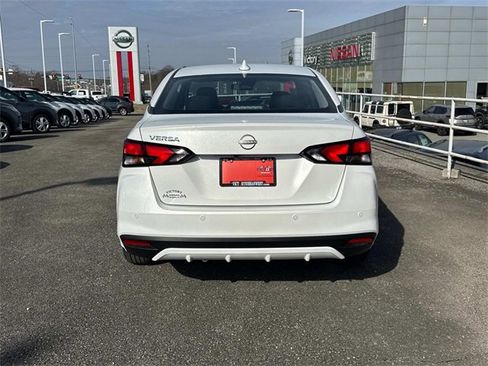 New 2025 Nissan Versa SV w/ Trunk Package image 5