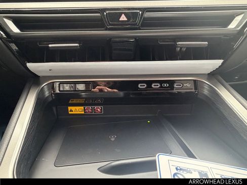 New 2026 Lexus TX 500h AWD image 14