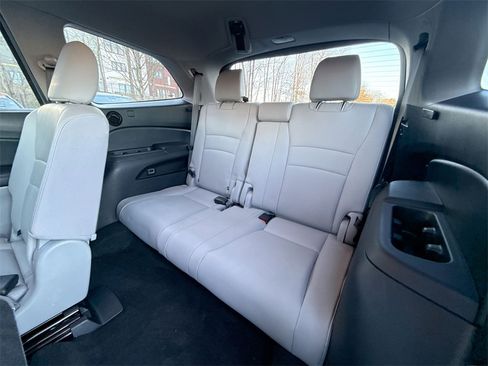 Used 2022 Honda Pilot EX-L image 25
