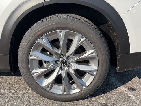 Used 2026 MAZDA CX-90 3.3 Turbo w/ Preferred Package AWD/4WD image 38