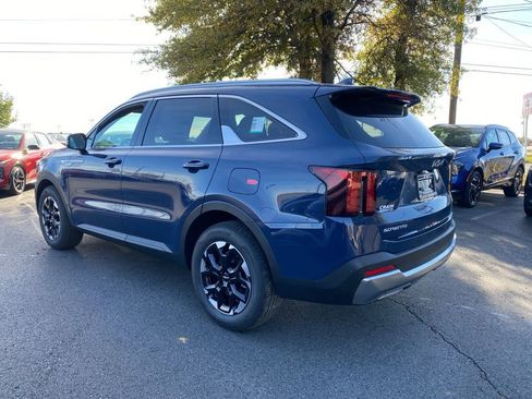 New 2026 Kia Sorento S image 5