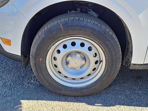 New 2026 Ford Maverick XL image 17