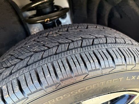 New 2026 Buick Enclave Sport Touring w/ Power Package image 27