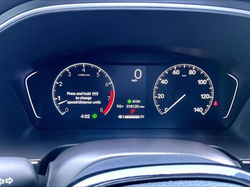 Used 2025 Honda Pilot Touring image 10