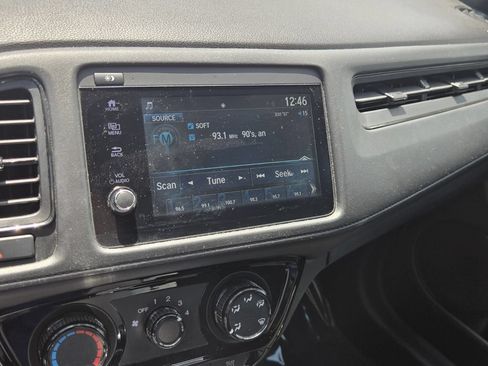 Certified 2021 Honda HR-V Sport image 22