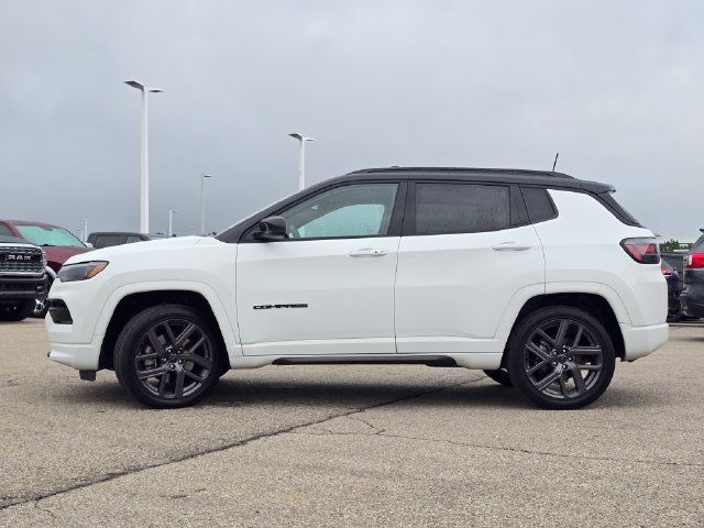 Used 2025 Jeep Compass Limited w/ High Altitude Package AWD/4WD image 24
