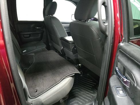 Used 2022 RAM 1500 Classic Warlock AWD/4WD image 17