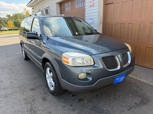 Used 2005 Pontiac Montana SV6 image 1