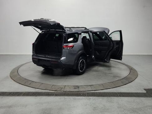 Used 2024 Nissan Pathfinder Rock Creek AWD/4WD image 15