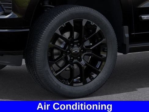 New 2026 Chevrolet Silverado 1500 High Country AWD/4WD image 10