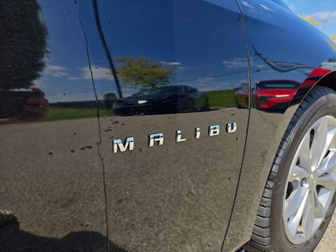 Used 2023 Chevrolet Malibu LT FWD image 32