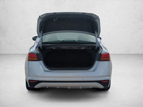 Used 2024 Nissan Altima 2.5 SV image 6