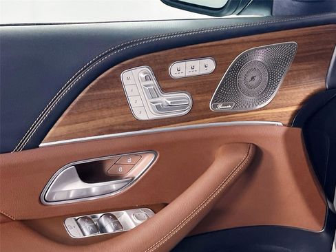 Certified 2025 Mercedes-Benz GLE 350 4MATIC image 16