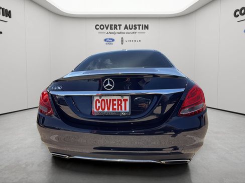 Used 2017 Mercedes-Benz C 300 Sedan image 4