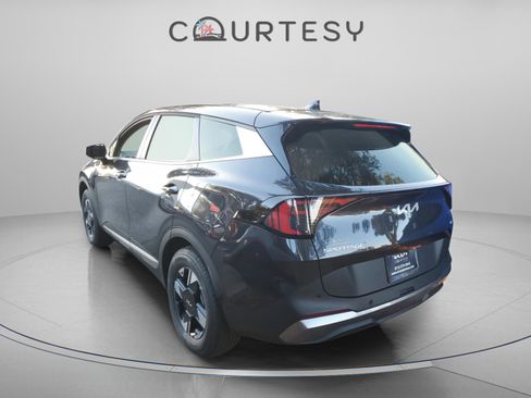 New 2026 Kia Sportage LX w/ LX Convenience Package AWD/4WD image 3