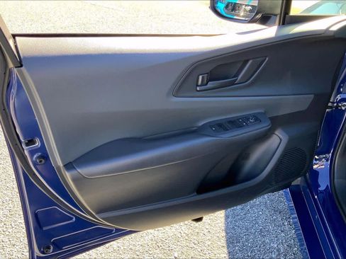 Used 2023 Toyota Prius LE image 19