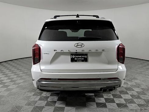 Used 2023 Hyundai Palisade Calligraphy image 5
