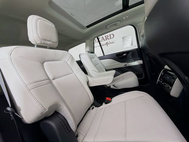 New 2026 Lincoln Aviator 2WD image 31